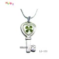Dây chuyền cỏ may mắn 